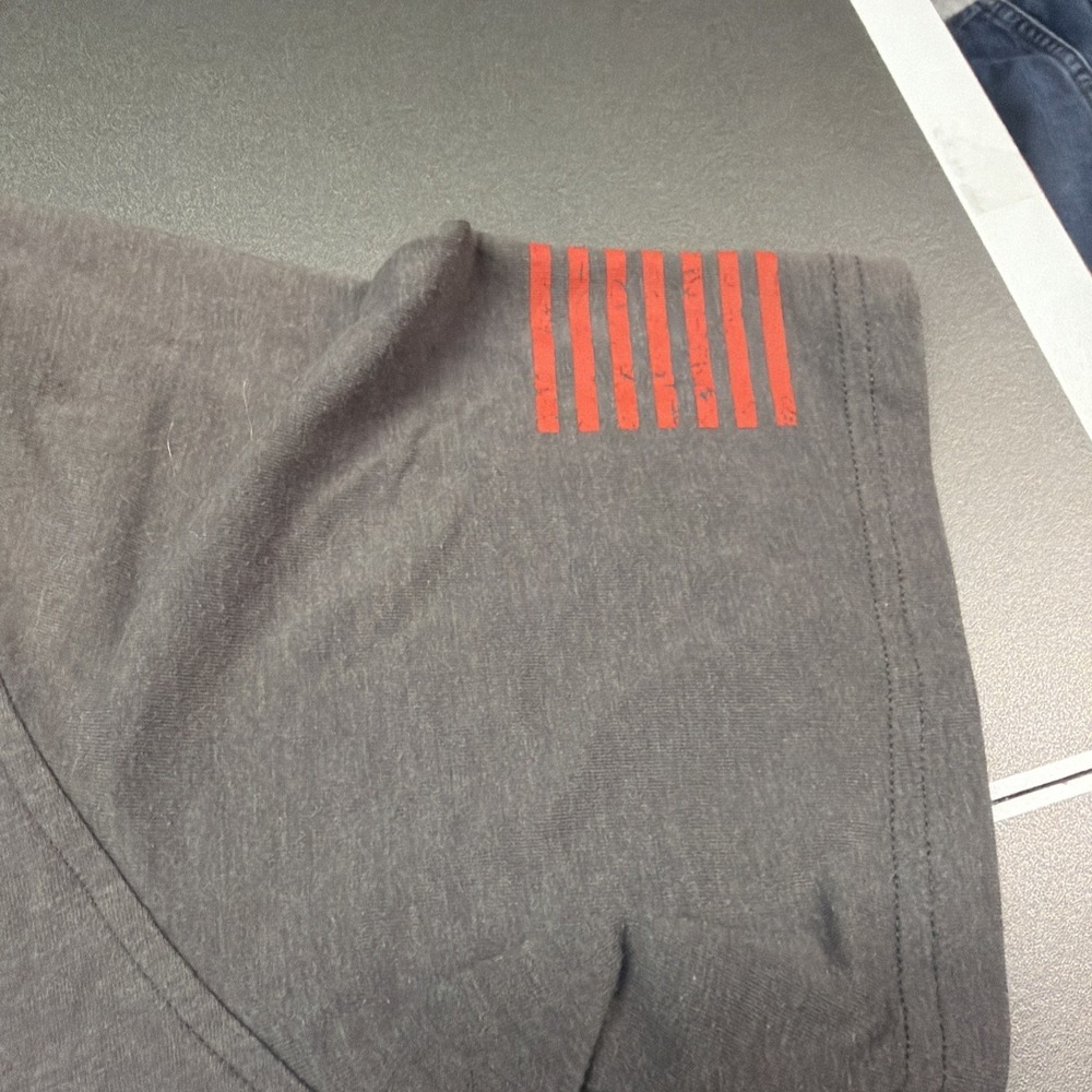 Under‎ Armour T Shirt Mens L Loose Heat Gear Freedom USA Flag Graphic Active O4 - Picture 7 of 9